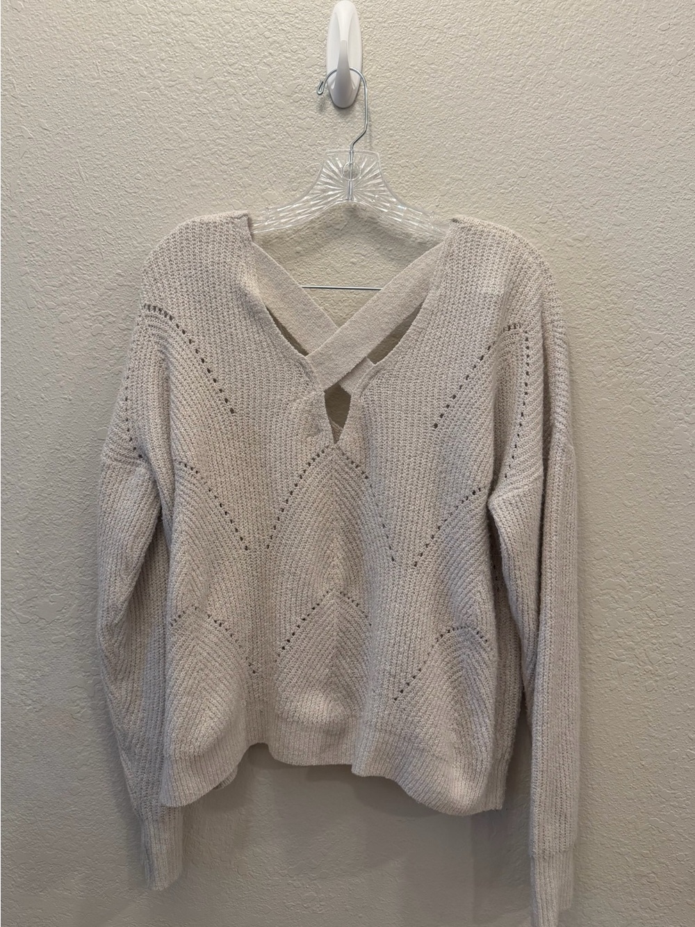 Pinque Stitch Fix Large Cream Pointelle Knit V Neck Criss Cross Back Sweater - Picture 3 of 3
